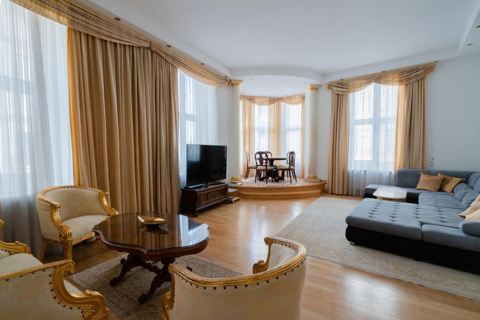 Empress Sisi Royal Apartment Вена Экстерьер фото