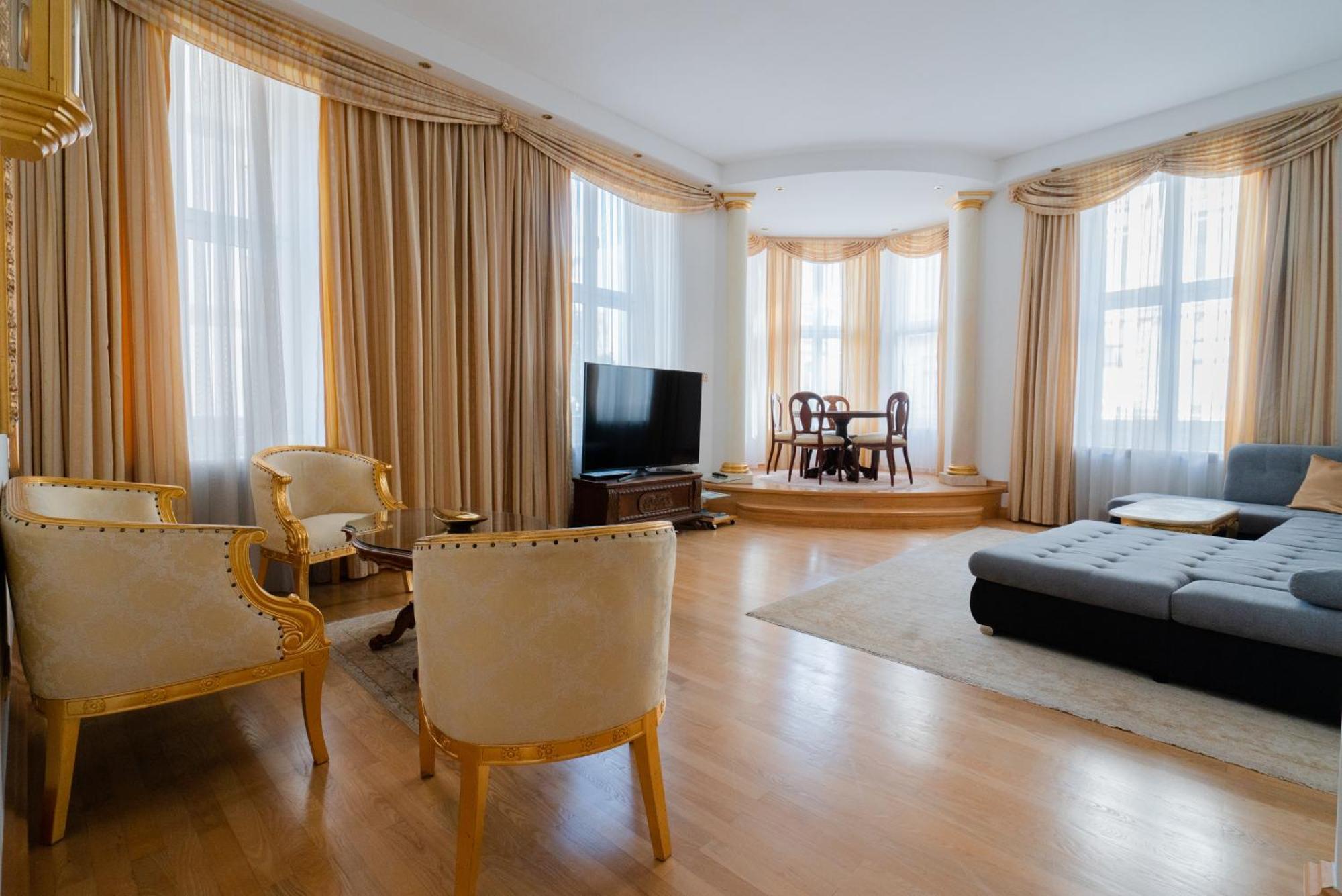 Empress Sisi Royal Apartment Вена Экстерьер фото