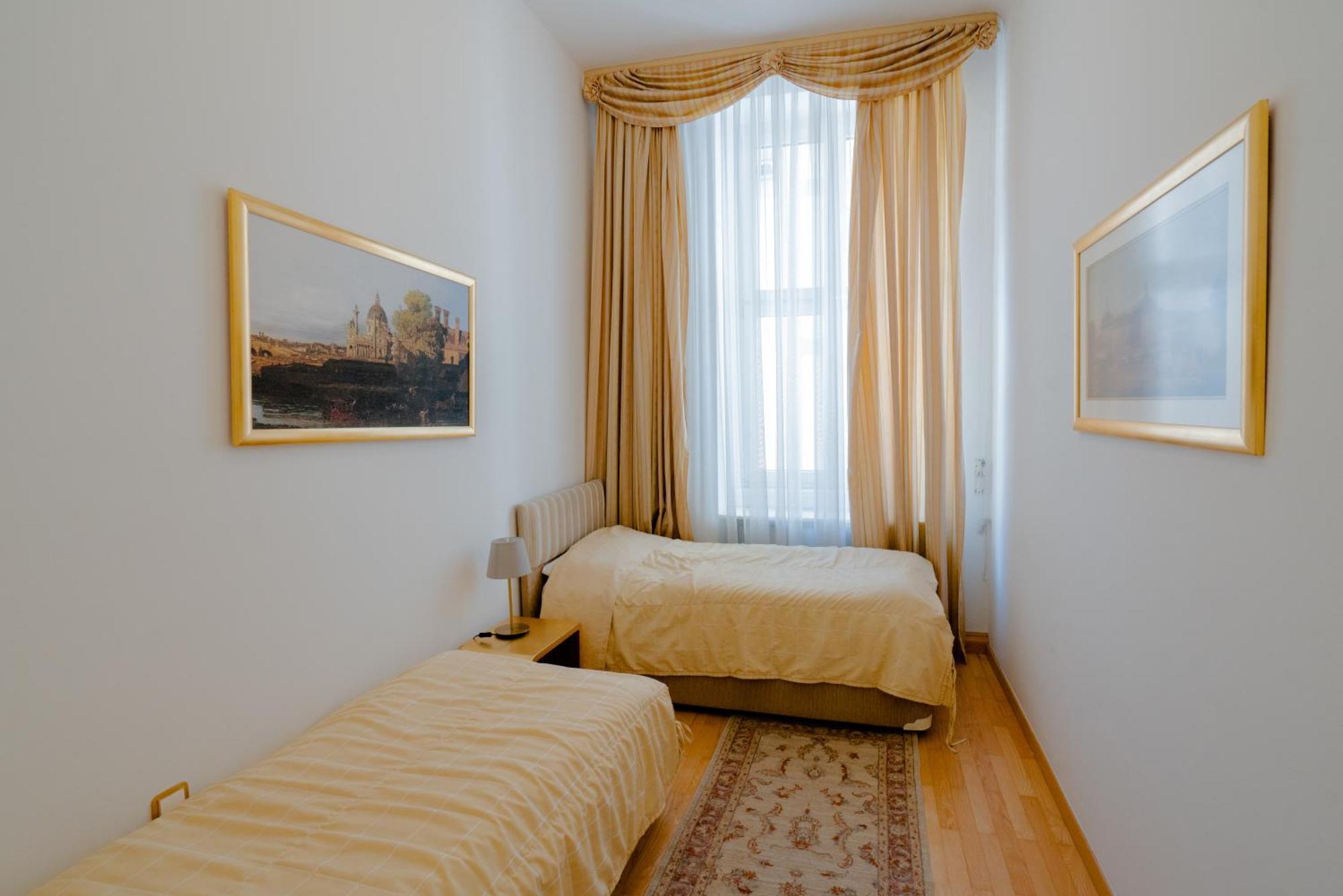Empress Sisi Royal Apartment Вена Экстерьер фото